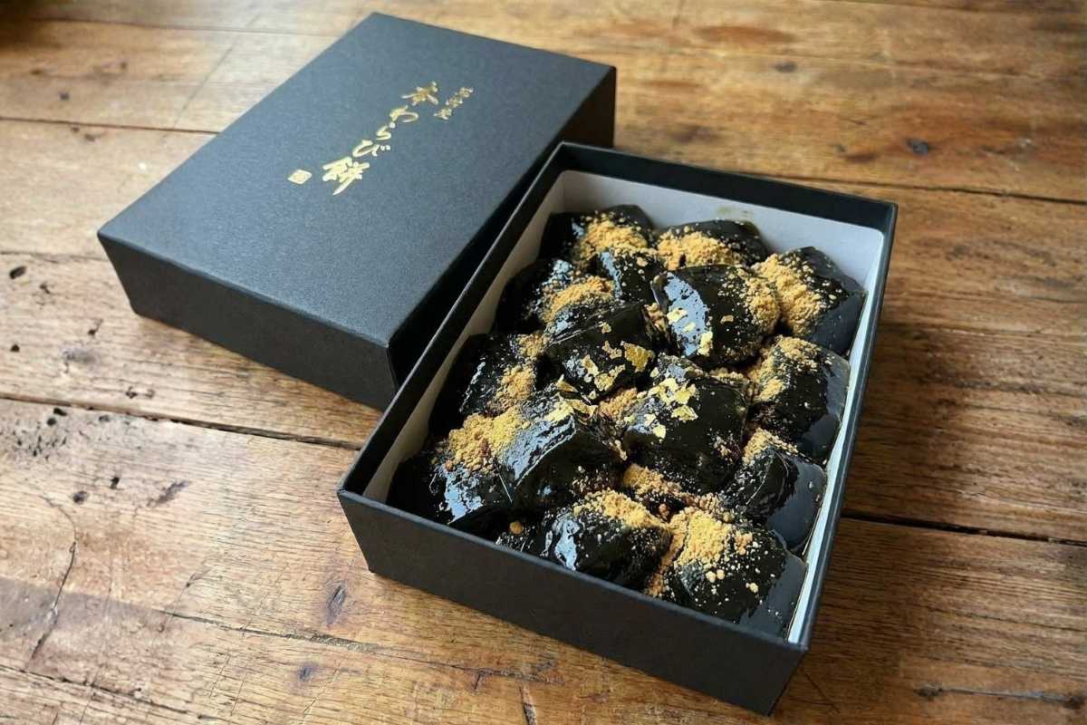 金箔 御伊勢本わらび餅（大）